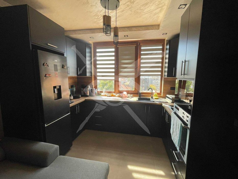 Продава се Тристаен апартамент в Айтос - 66 кв.м за 1570 €/кв.м - Снимка #5