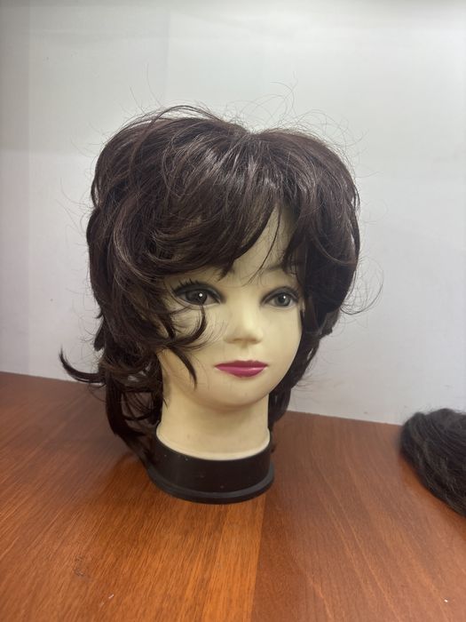 Продам парик очень красивые
