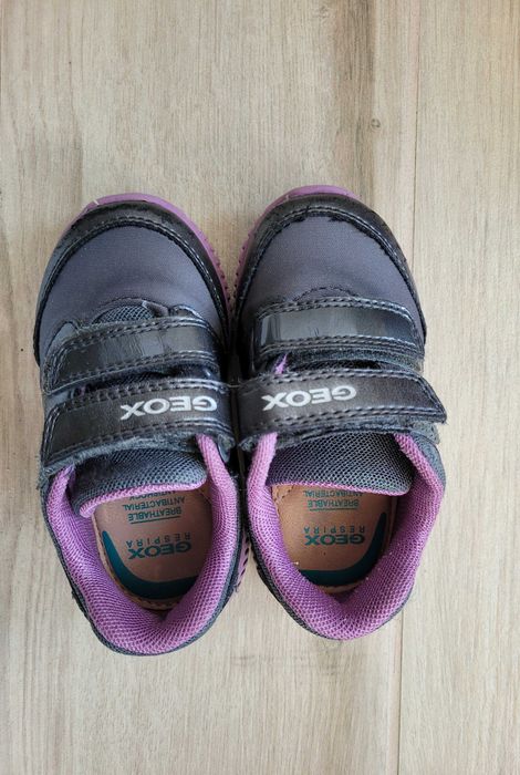 Бебешки/ детски обувки Geox, Колев и Колев