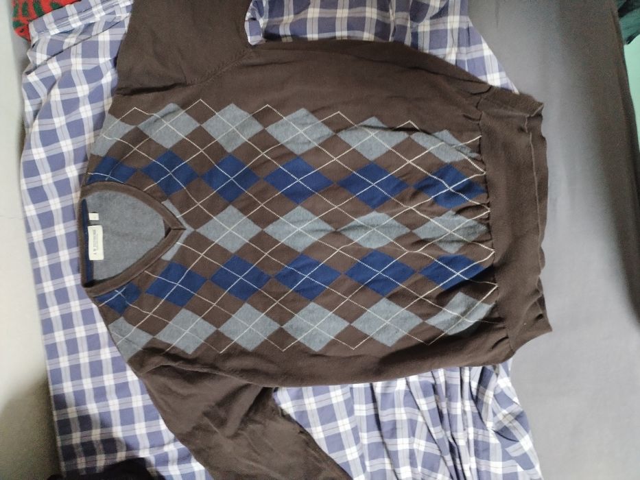 Vând bluza eleganta