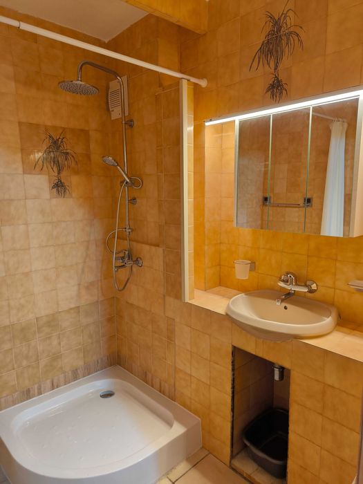 Дава се под наем Тристаен апартамент в Пловдив, Каменица 1 - 100 кв.м за 484.5 € - Снимка #11