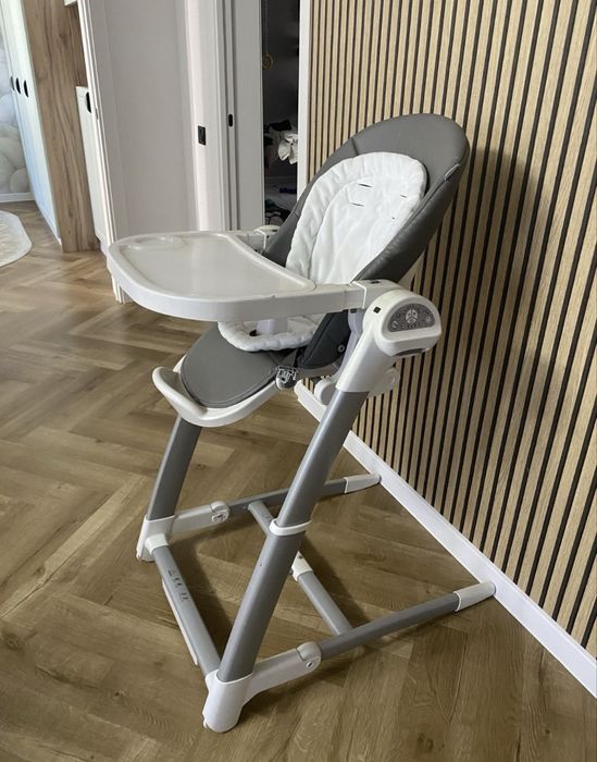 Три в одном стульчик, качелье, стол для ребенка