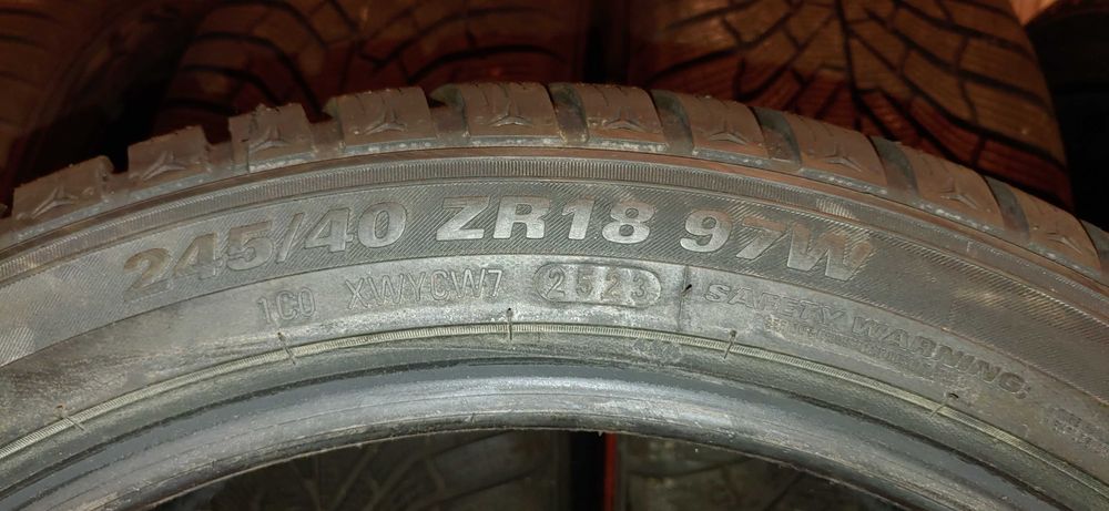 Set de 5 anvelope iarna Kumho WP52 – 245/40 R18 XL – DOT 2023