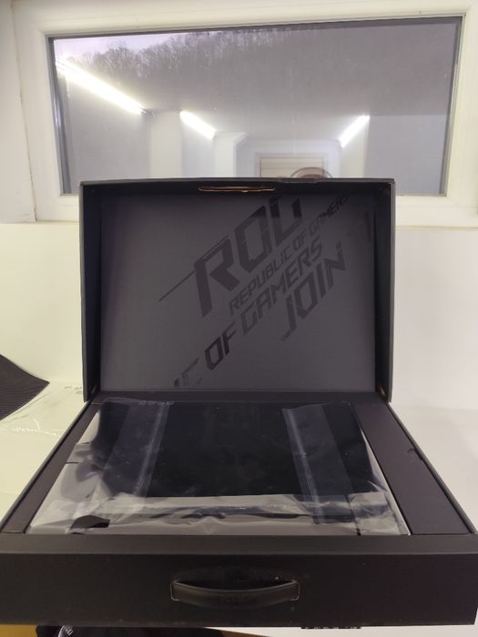 ASUS ROG Zephyrus G15