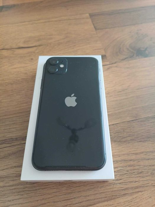 Vând Iphone 11 impecabil