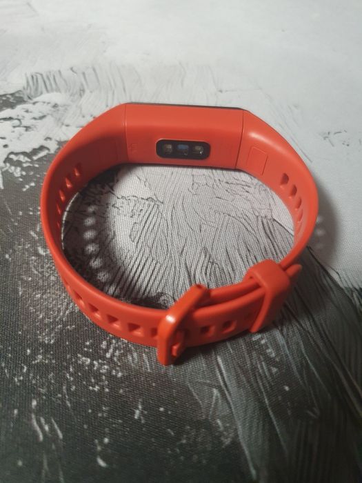 Смарт гривна - Huawei Band 4