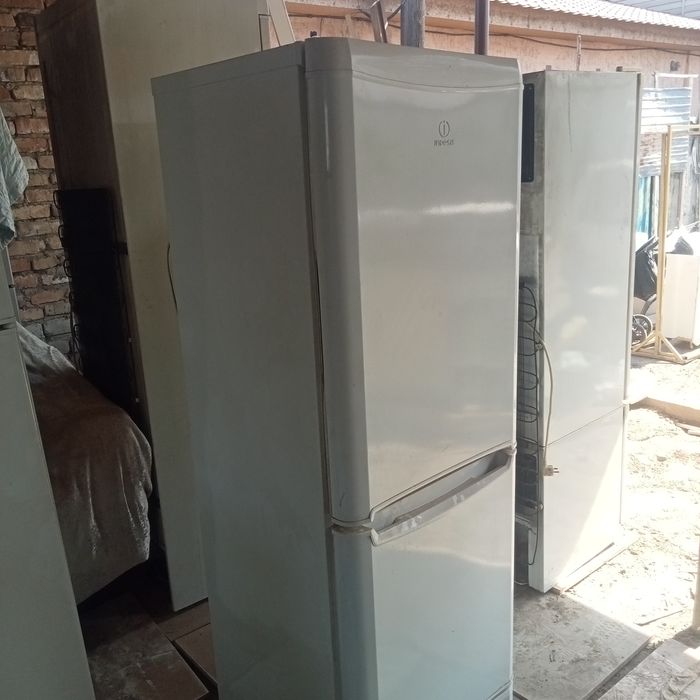 Холодильник продам