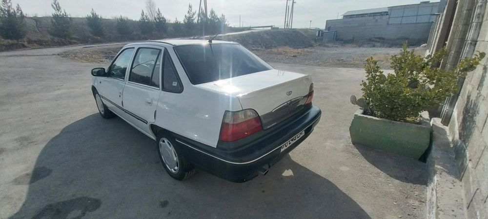 Daewoo нексия 1 сонс