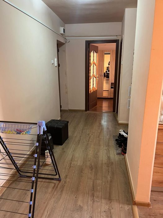 Apartament 2 camere. Aurel Vlaicu,etajul 4