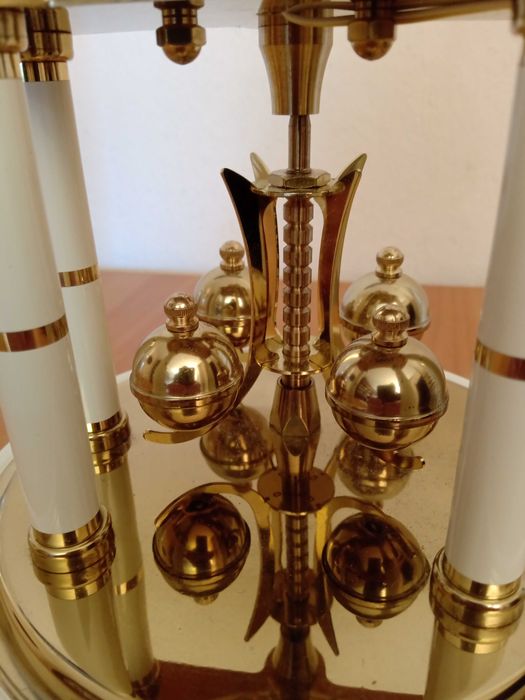 Настолен часовник с колба SCHATZ