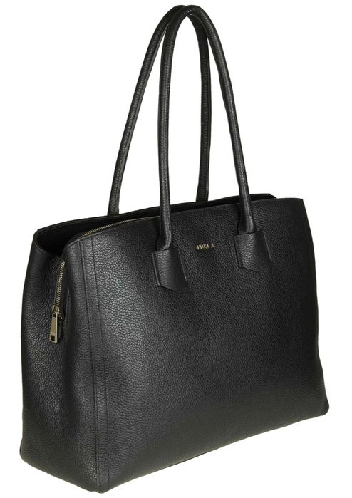 Продавам чанта Furla Alba