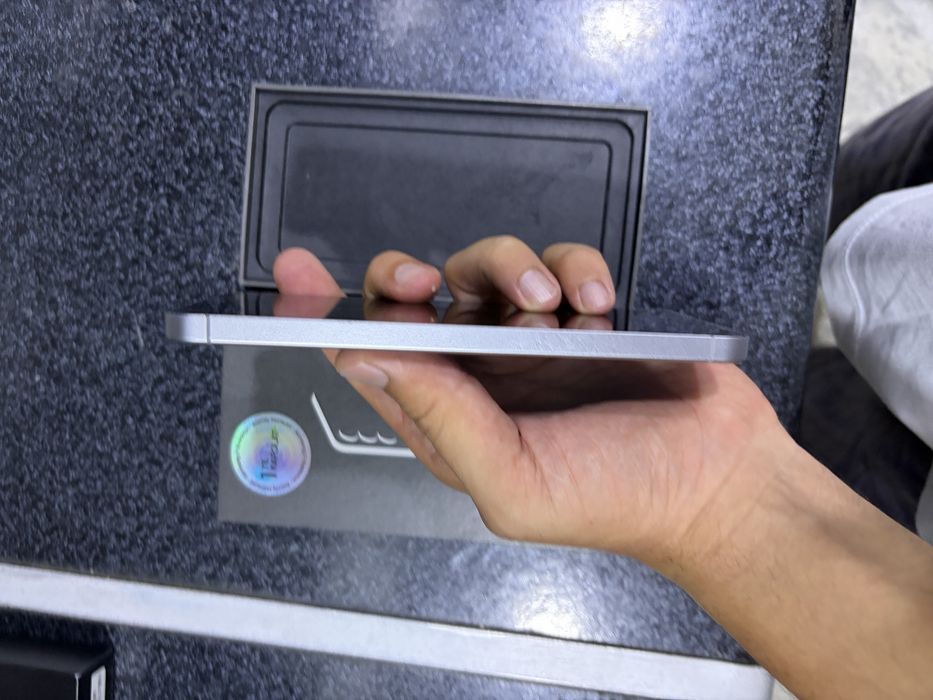 samsung s25 fe pamit 8.128g holati ideal karopka dak bor kamplekt