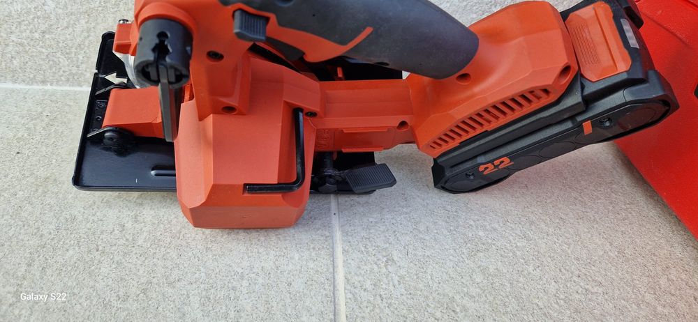 Hilti circular pentru metal