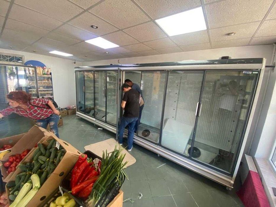 Vitrine profesionale magazine