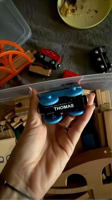 Sine tren lemn thomas