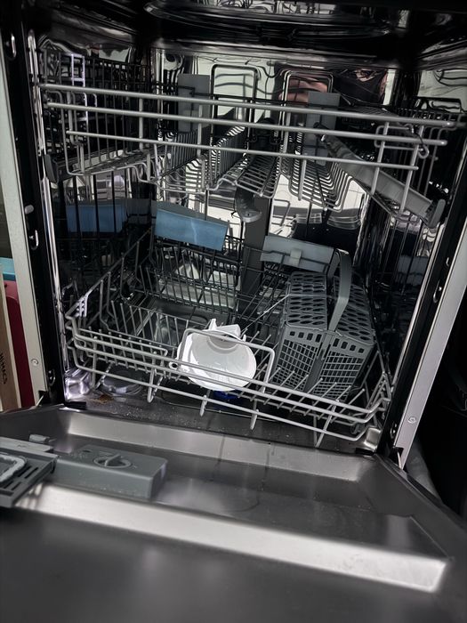 Посудомоечная машина Maunfeeld