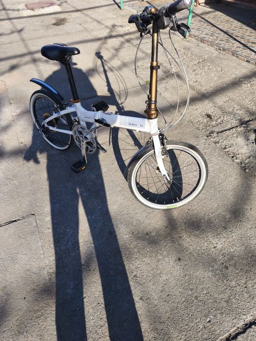 Biciclete DAHON VITESSE ,cadru de aluminiu,8 viteze