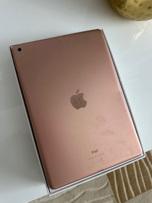 Apple iPad 8 поколения