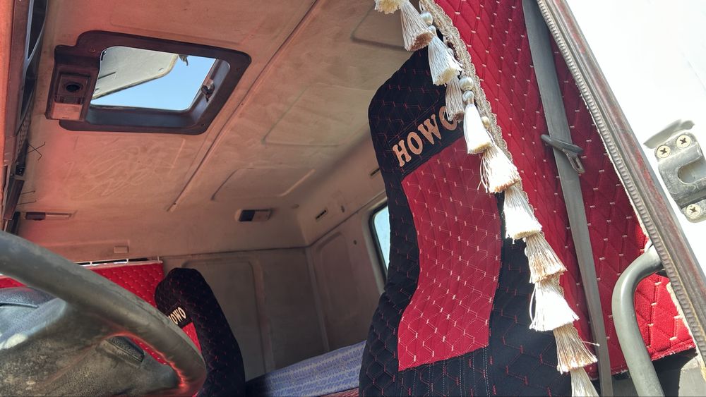 Хова самасвал хова