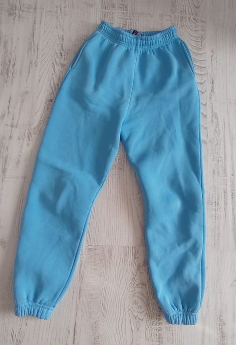 Сет Карма, костюм в бяло - С, М размер