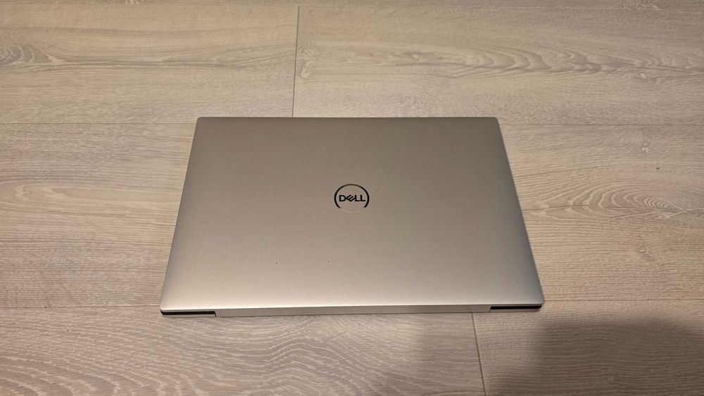 Dell XPS 13 9300 i7-1065G7 16GB DDR4 512GB SSD Windows 11