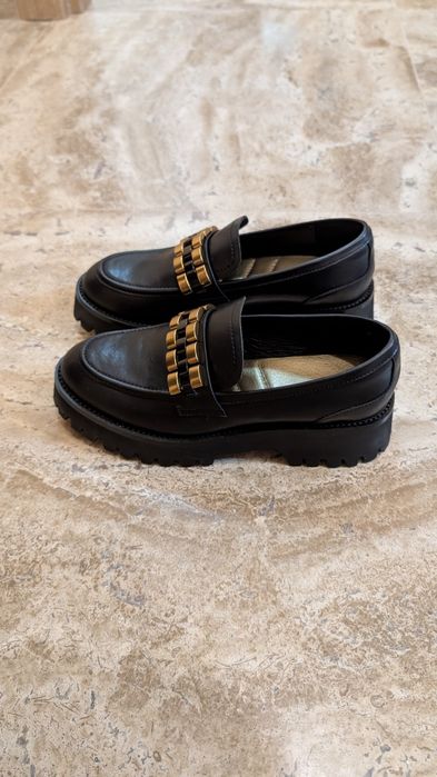 Pantofi negri din piele