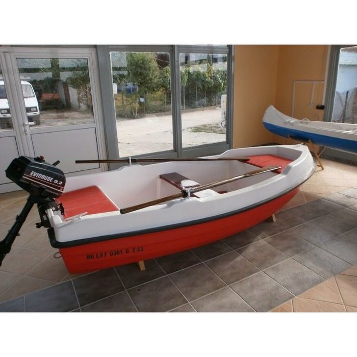Лодка Сепия-2, рибарска лодка, лодка за захранка