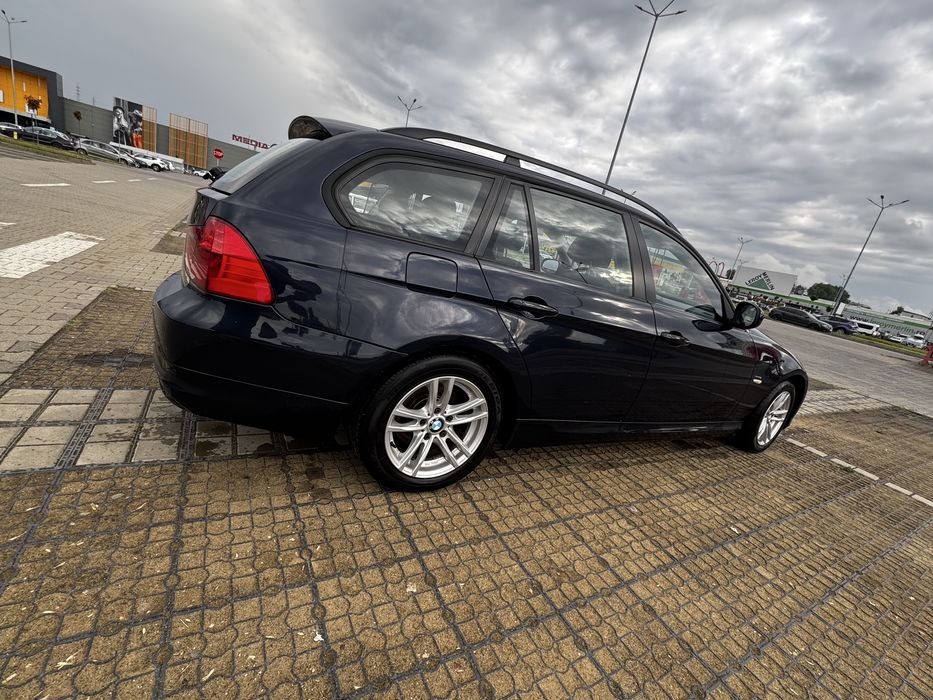 Bmw seria 3 e91 2009 2.0d 143 cai