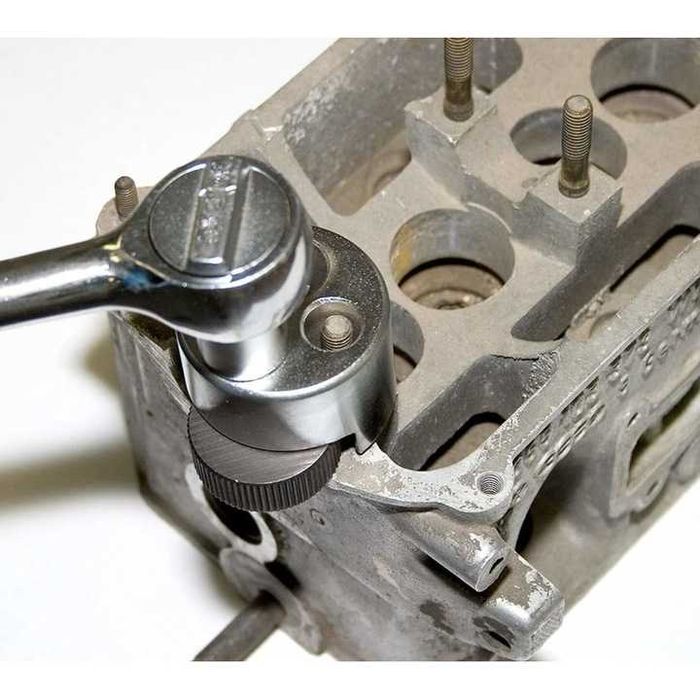 Extractor suruburi rupte, prezoane stifturi 6-19