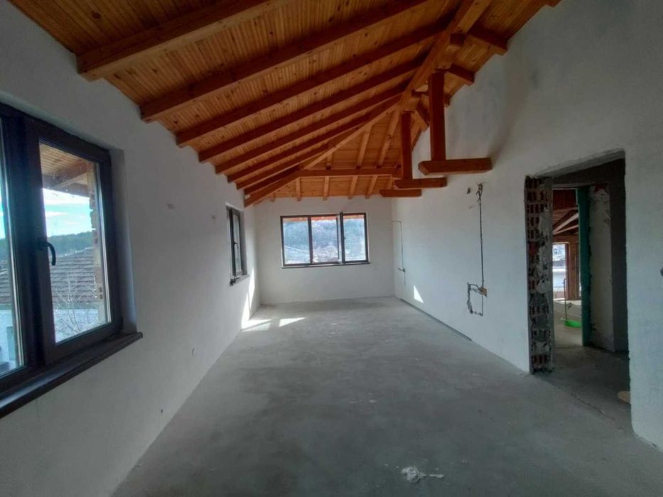 Продава се Къща в Разград, Център - 160 кв.м за 472 €/кв.м - Снимка #3