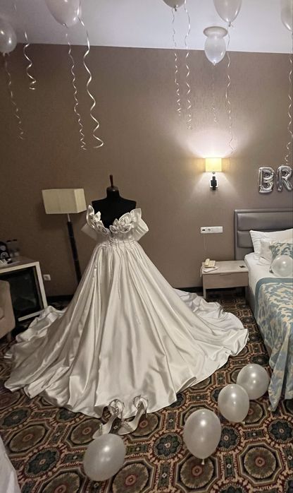 Manechine Mire si Mireasa