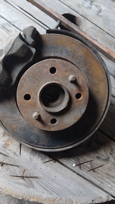 Продаи ступица переднии ваз сборе