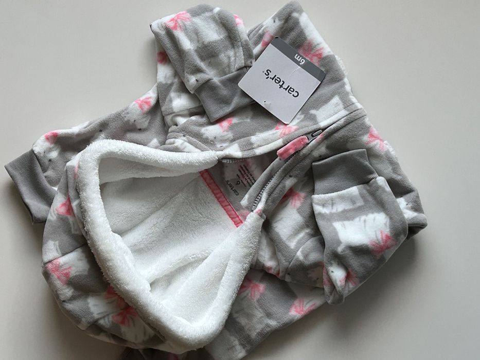 Два нови ромпърa Carters 6 & 12месеца