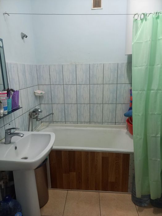 Срочно Центр 3х комнатную квартиру продам