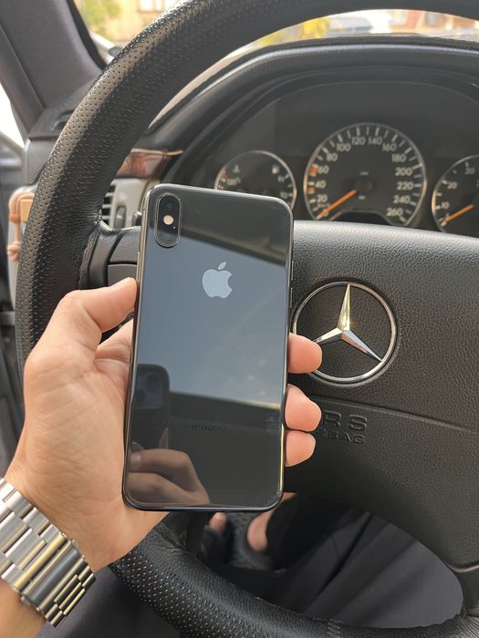 Продается Iphone Xs 64gb