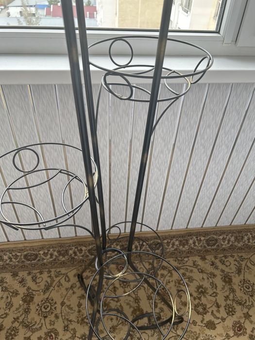 Стойка под цветы