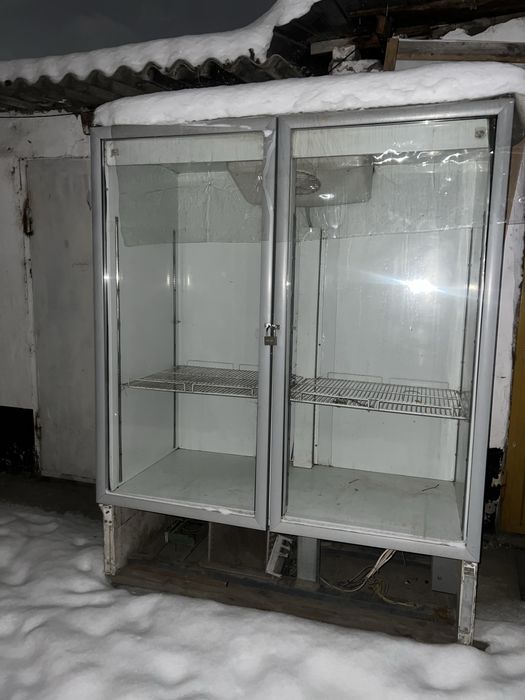 Холодильник б/у большой