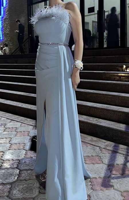 Продам вечернее красивое платье