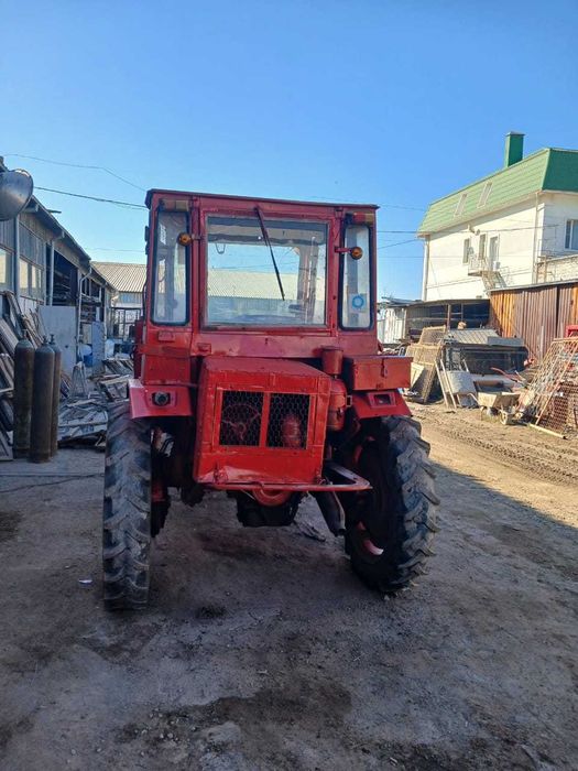 Продам или обменяю на стройматериалы, песок, трактор Т-16