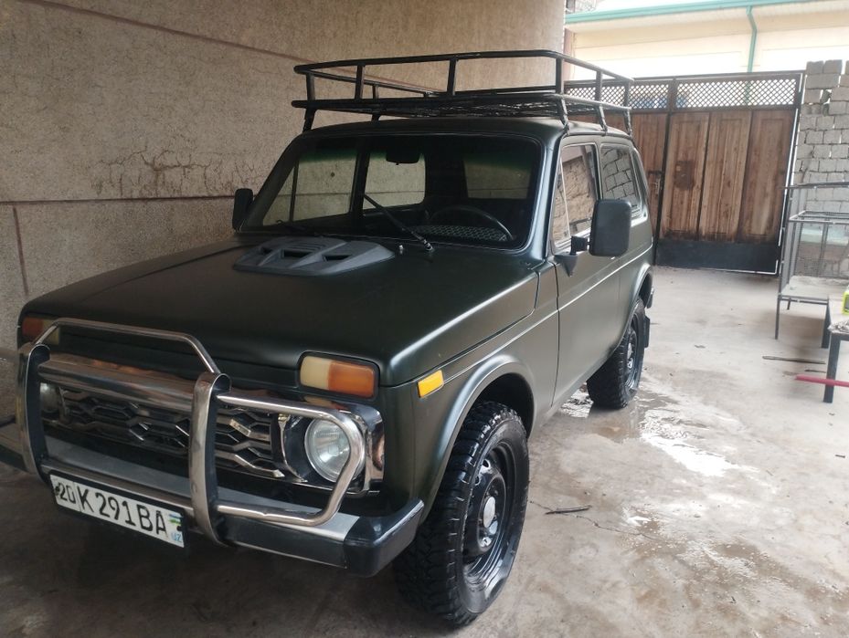 Avtamabil Niva 1982