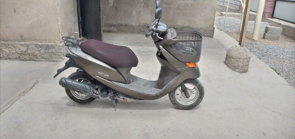 Скутер хонда честа