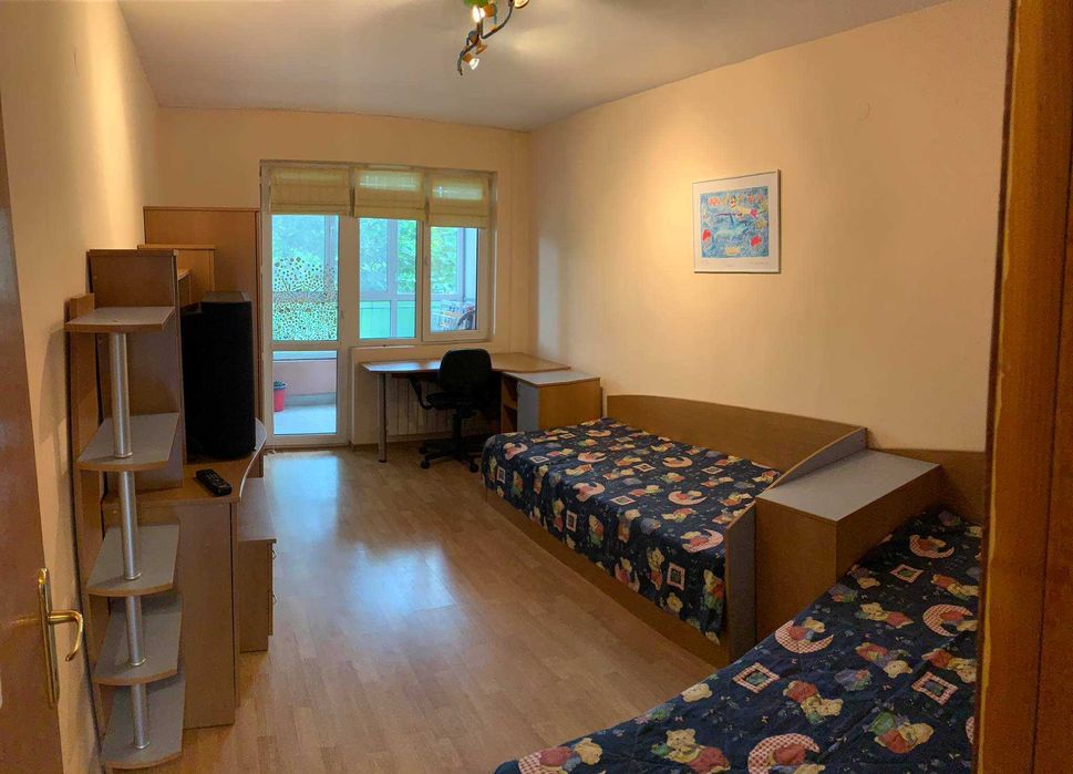 Дава се под наем Тристаен апартамент в Бургас, Братя Миладинови - 106 кв.м за 357 € - Снимка #4