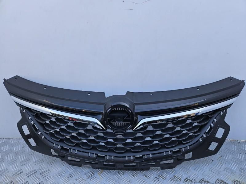 Grila centrala radiator Opel Zafira C Tourer facelift