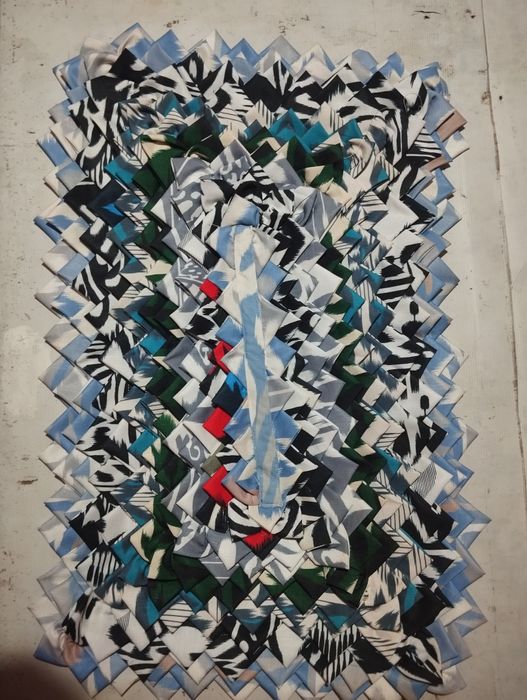 Xar xil turdagi yolakchalrga solgani gilamchalar