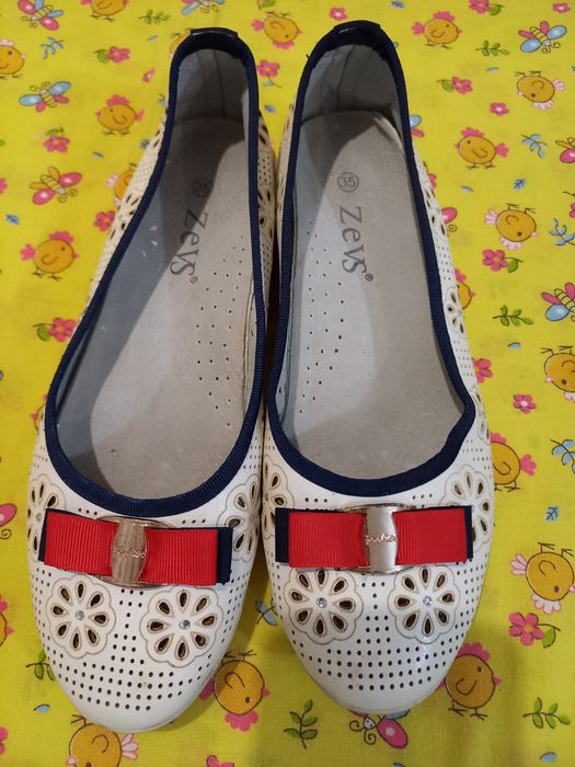 Продам  обувь для девочки