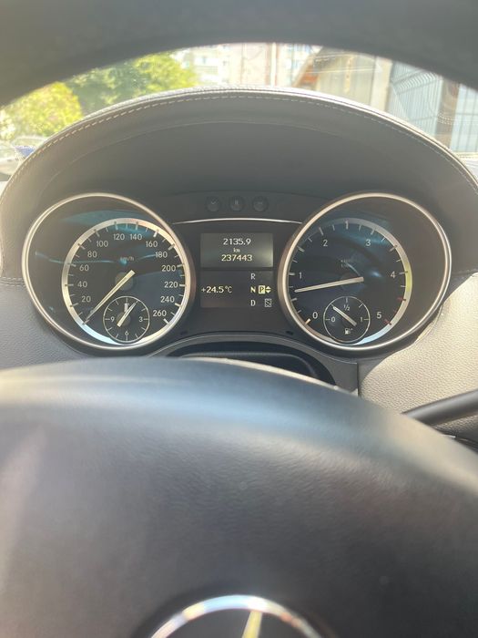 Mercedes GL 350 BLUETEC 4MATIC Facelift, schimb cu autorulota sau autoutilitara (baza camper), pret similar