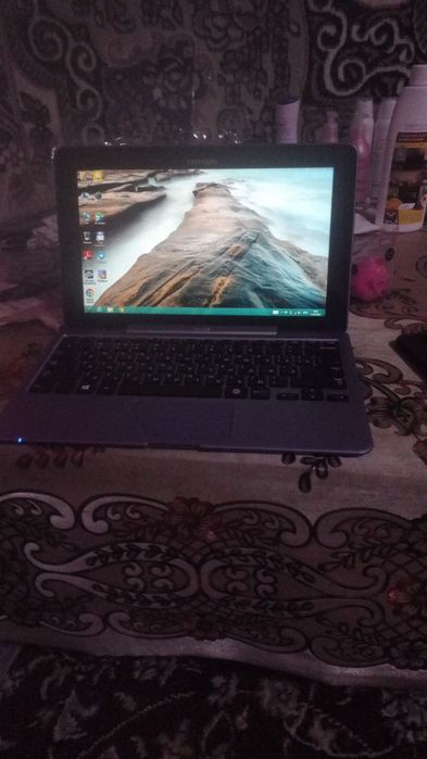 Виндоус 8  холати яхши келишилган холда сотилади кизикканлар тел килси