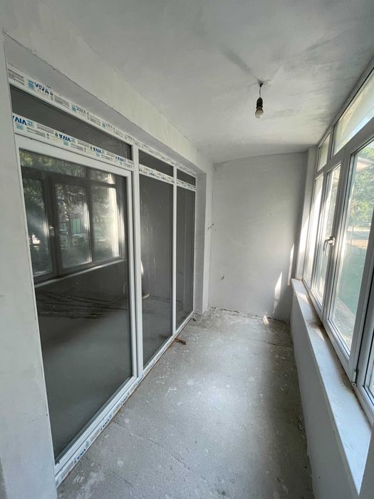 Продава се Четиристаен апартамент в Попово - 104 кв.м за 1010 €/кв.м - Снимка #17