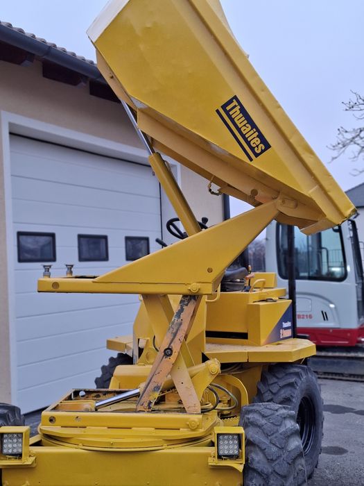 Dumper 2 to,Rotativ si cu lift la 1, 75.Masa proprie 2 to