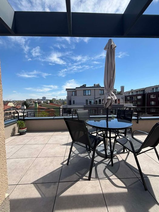 Дава се под наем Тристаен апартамент в София, Витоша - 128 кв.м за 1396.38 € - Снимка #9